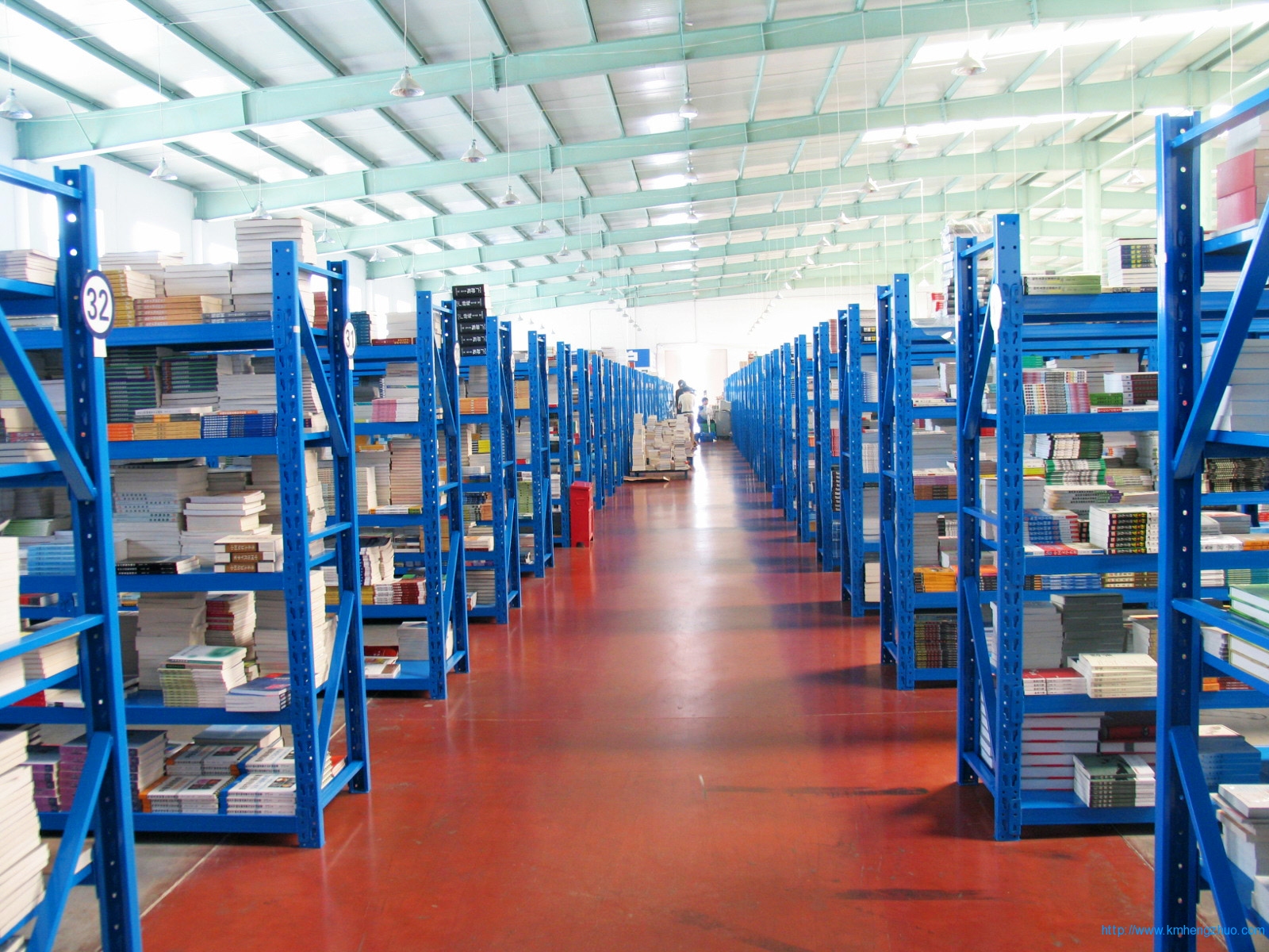 HZ-370型中型倉(cāng)庫(kù)貨架應(yīng)用案例