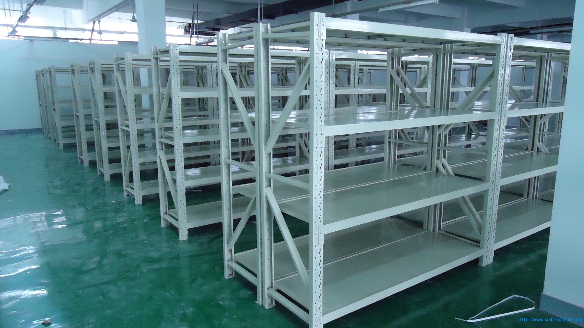 HZ-370型中型倉(cāng)庫(kù)貨架 HZ-370型中型倉(cāng)庫(kù)貨架